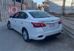 نیسان سێنترا